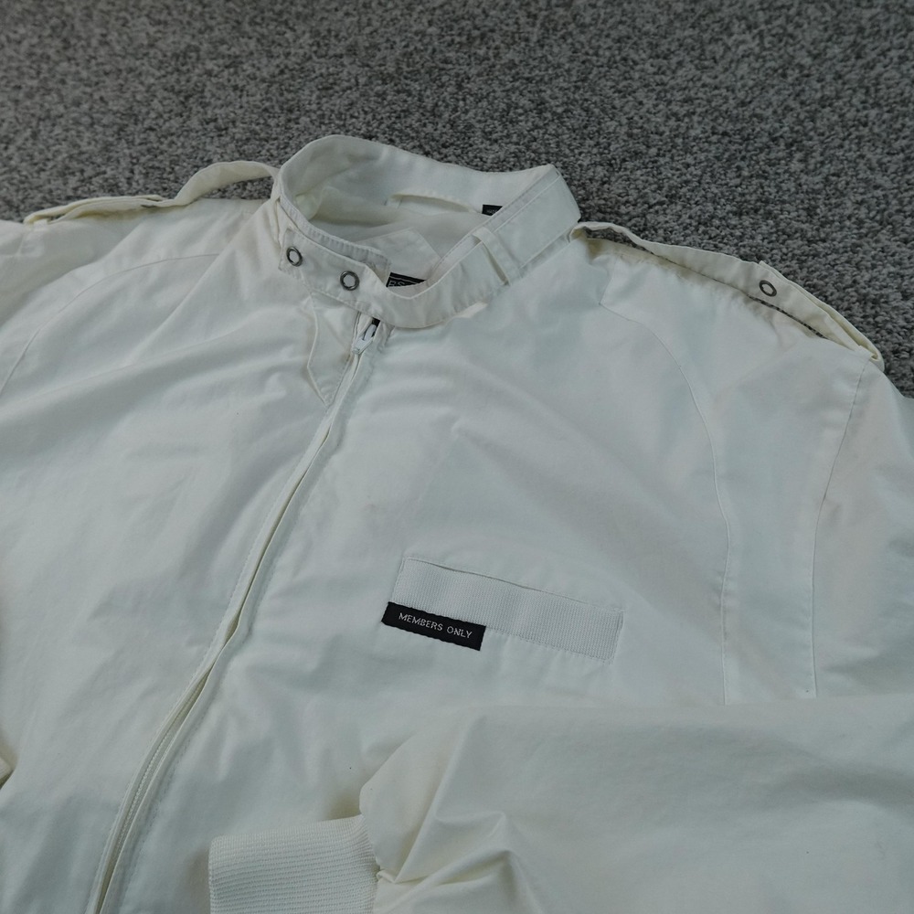 Members Only Jacket Mens 44 White Bomber Full Zip Chin Strap Motorcycle Coat Top